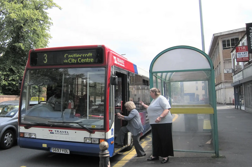 Eileen + bus