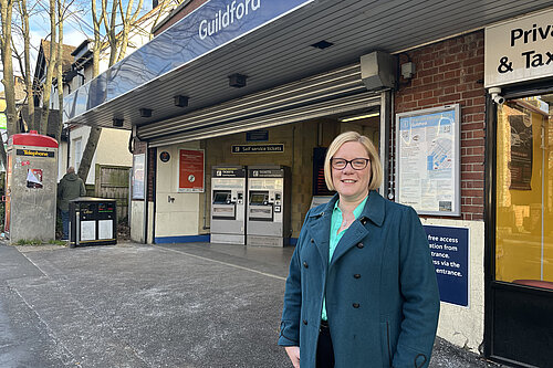 Zöe Franklin outside Guildford Station