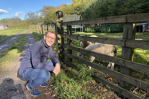 Tom Gordon at a farm