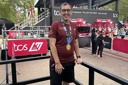 Tom Gordon MP at finish line of London marathon 